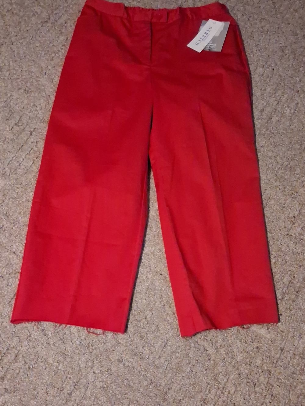 Koret Bright Red Wide-Leg Pull-On Crop Pants With Frayed Ends.